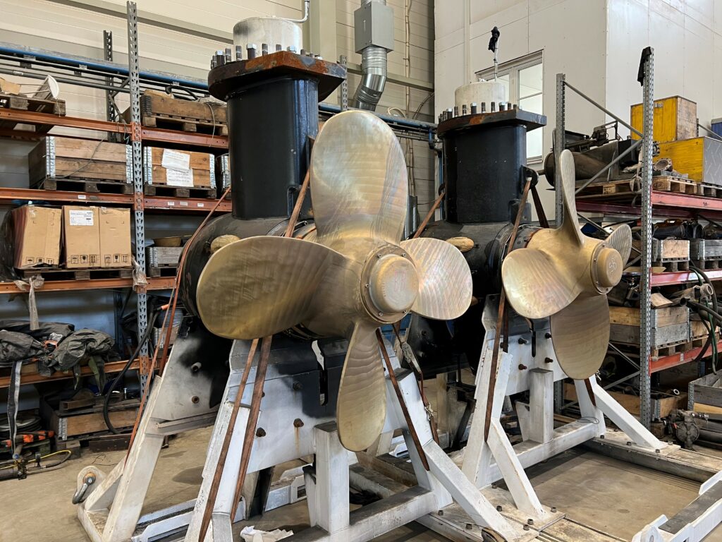 Bronze propellers Three years in use Aker Arctic